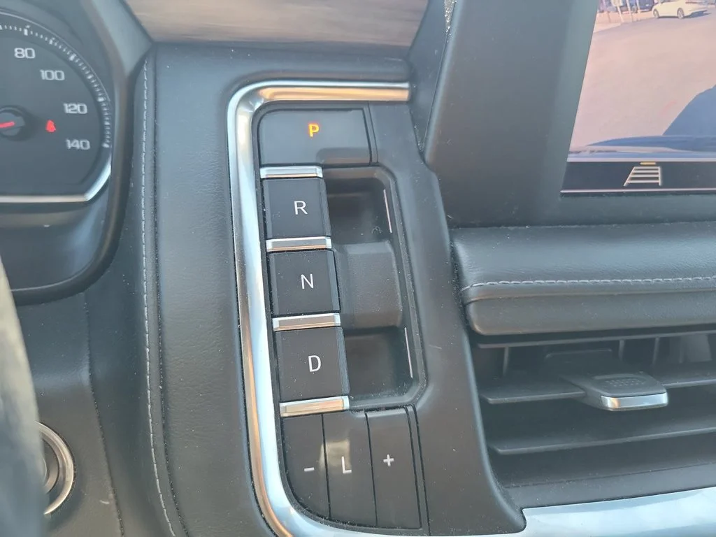 2022 Chevrolet Tahoe LS - Photo 15