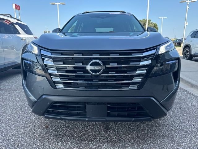 Used 2024 Gray Nissan SV image 2