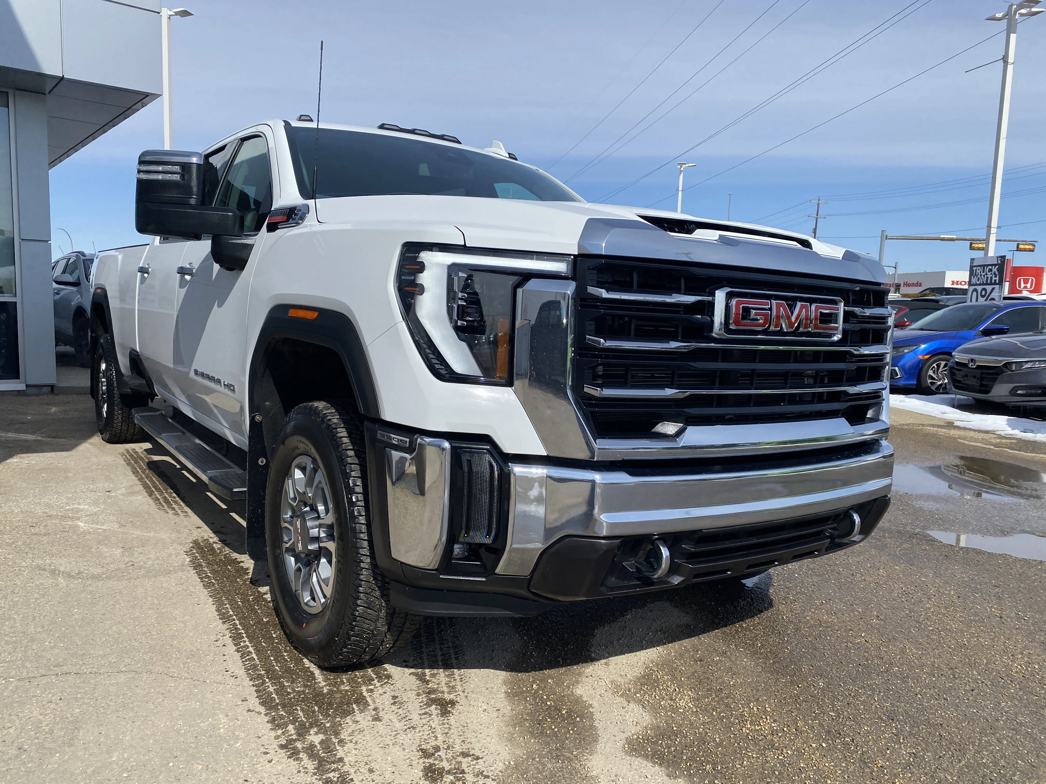 Certified Used 2024 Summit White GMC Crew Cab SLT image 6