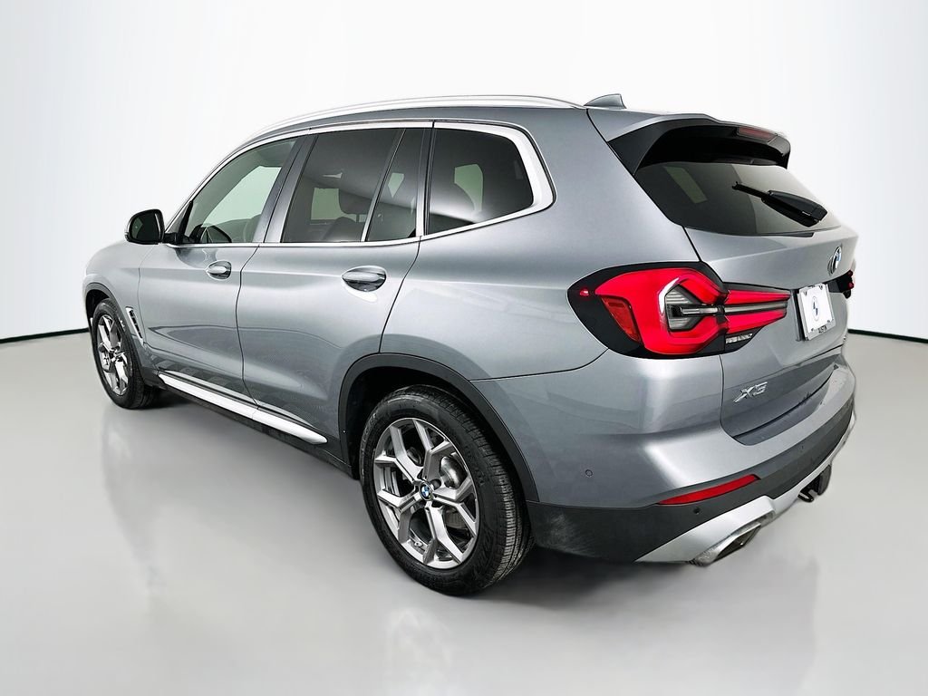 Used 2023 Skyscraper Grey Metallic BMW sDrive30i image 7