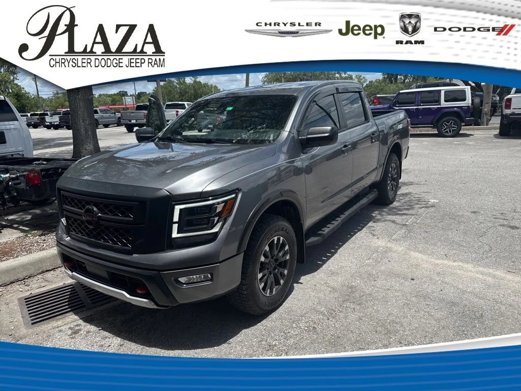 2024 Nissan Titan PRO-4X 4X4 Crew Cab's photo
