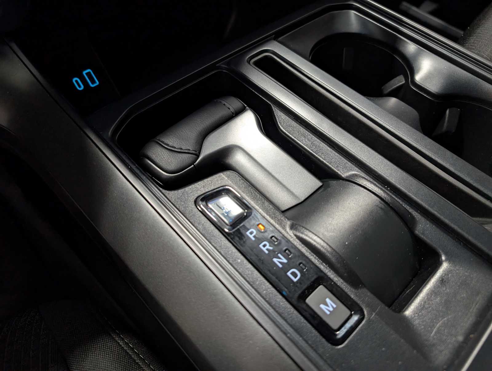 Used 2024 Agate Black Metallic Ford XLT image 31
