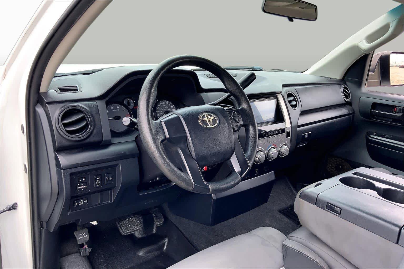 Used 2017 Super White Toyota SR image 17