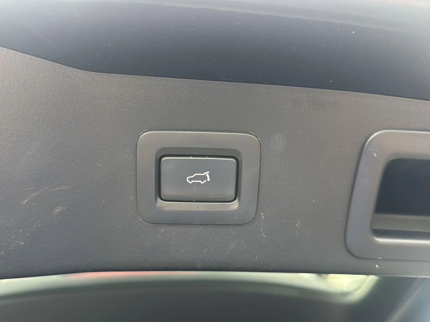 Used 2021 Deep Crystal Blue Mica Mazda Touring image 25