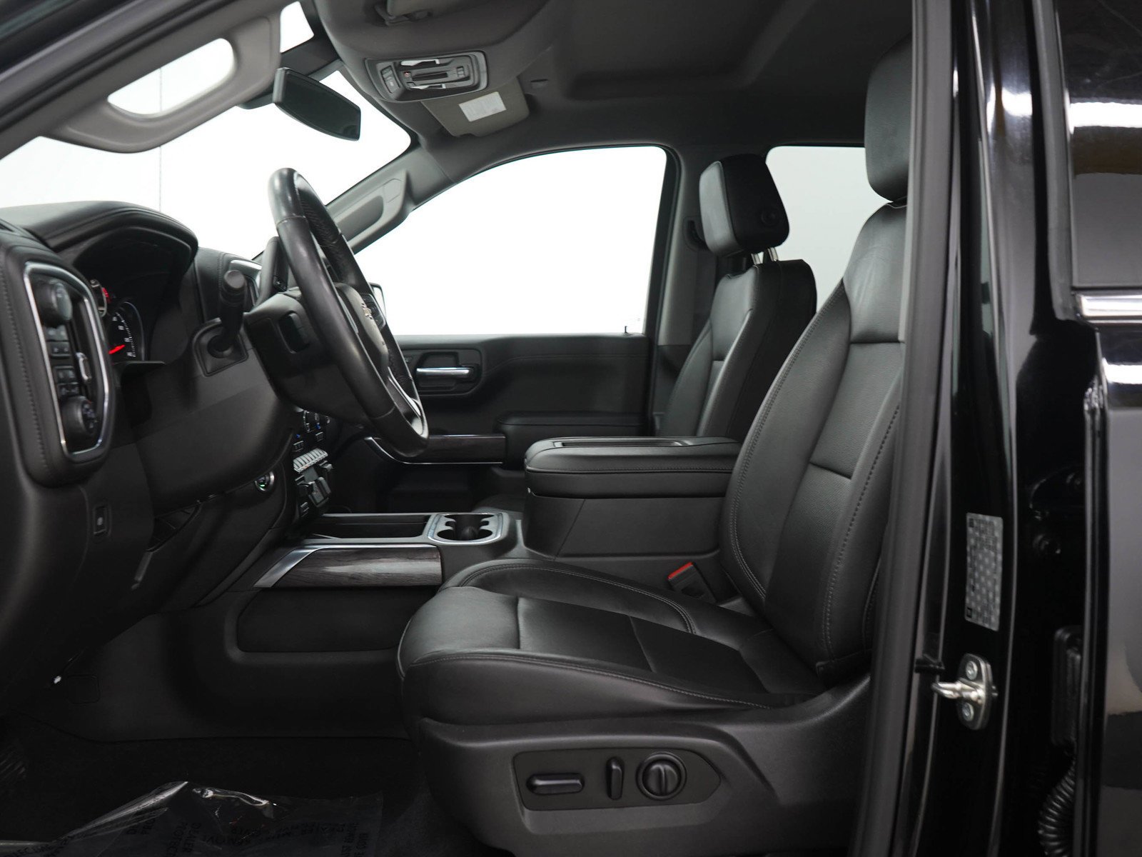 Used 2019 Black Chevrolet LTZ image 25