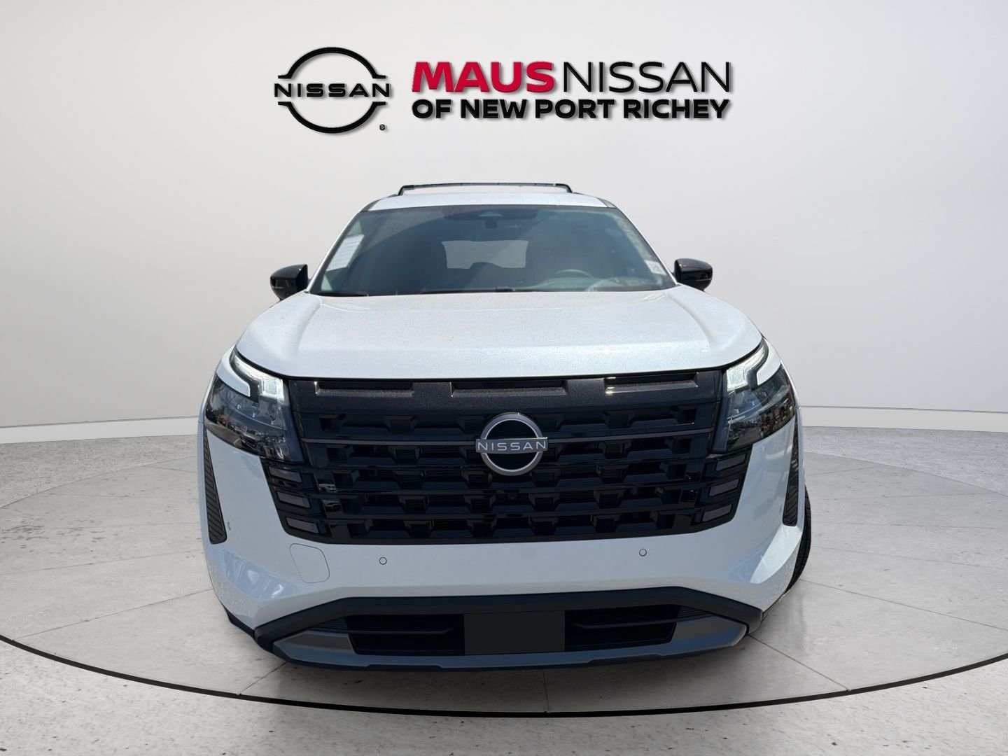 New 2026 White Nissan SL image 3