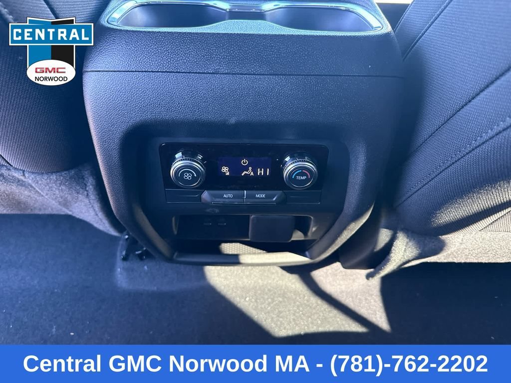 New 2026 Sterling Metallic GMC Elevation image 24