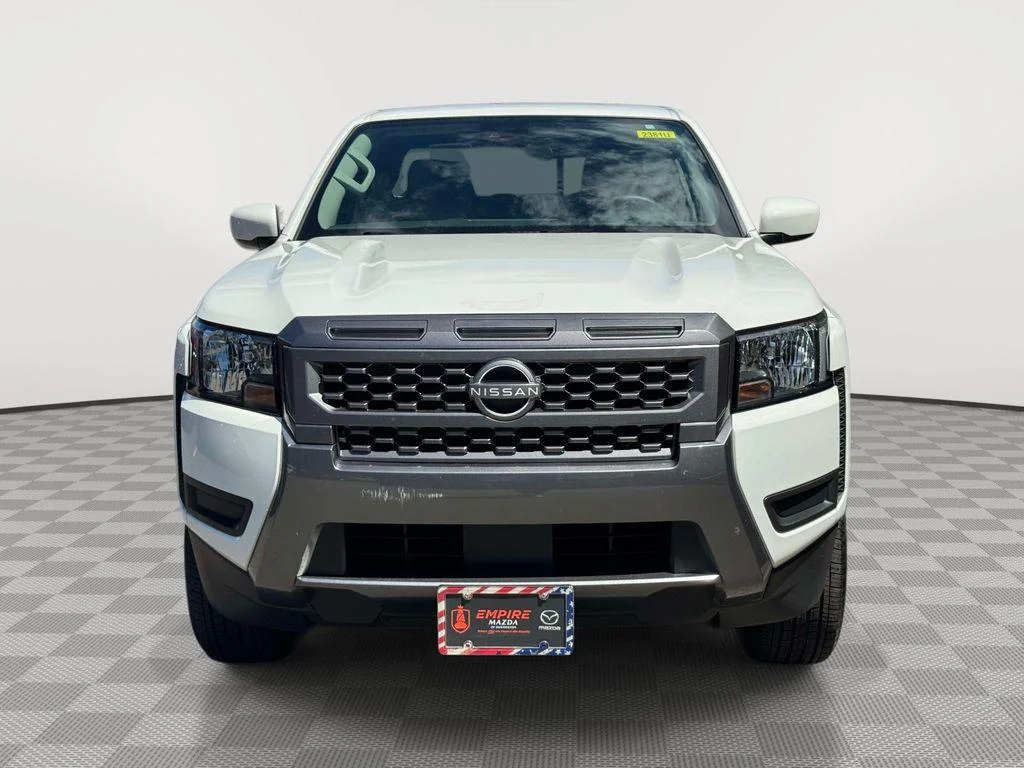 Used 2025 Glacier White Nissan Crew Cab SV 4x2 image 2