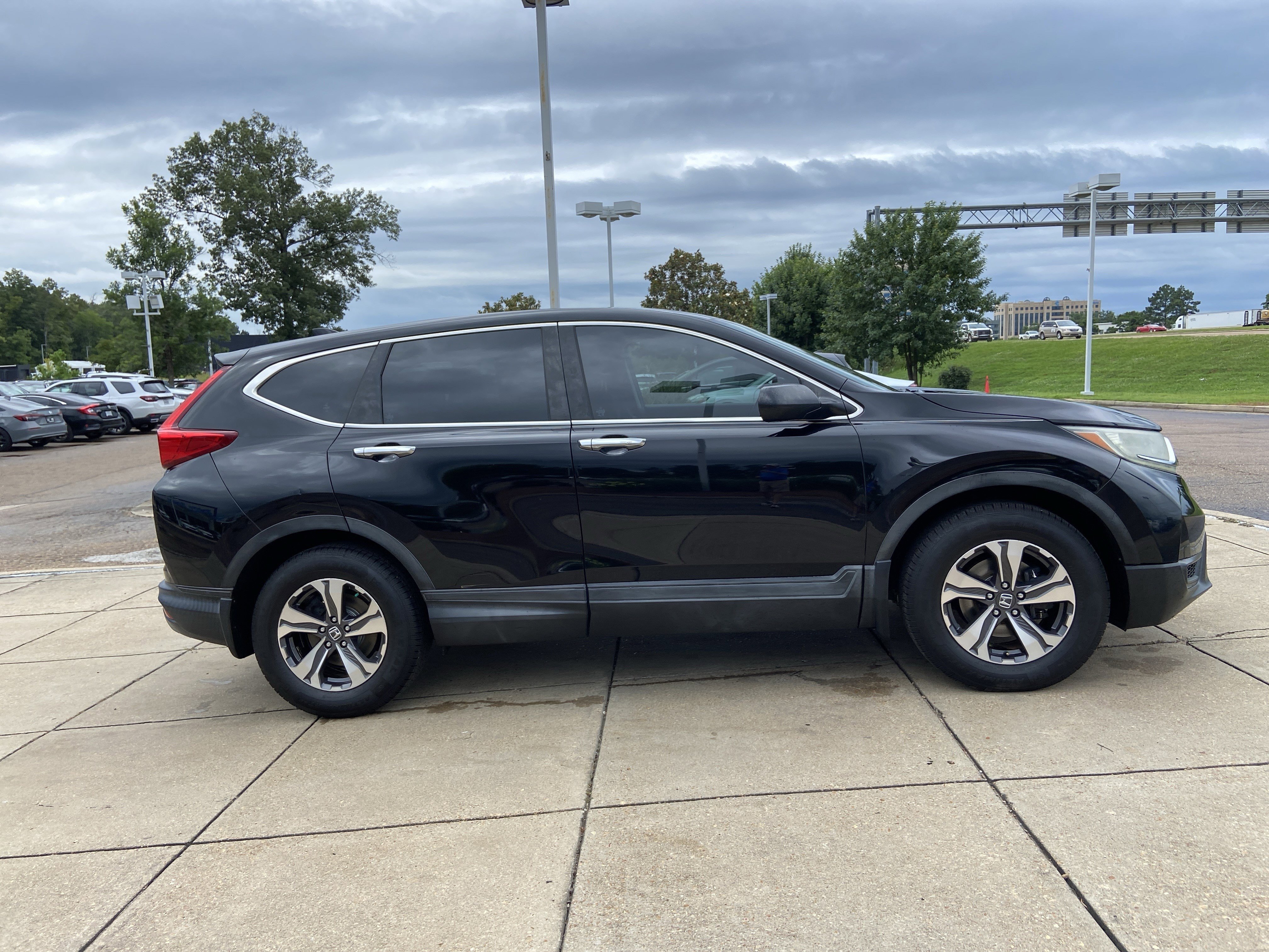 Used 2018 Crystal Black Pearl Honda LX image 14