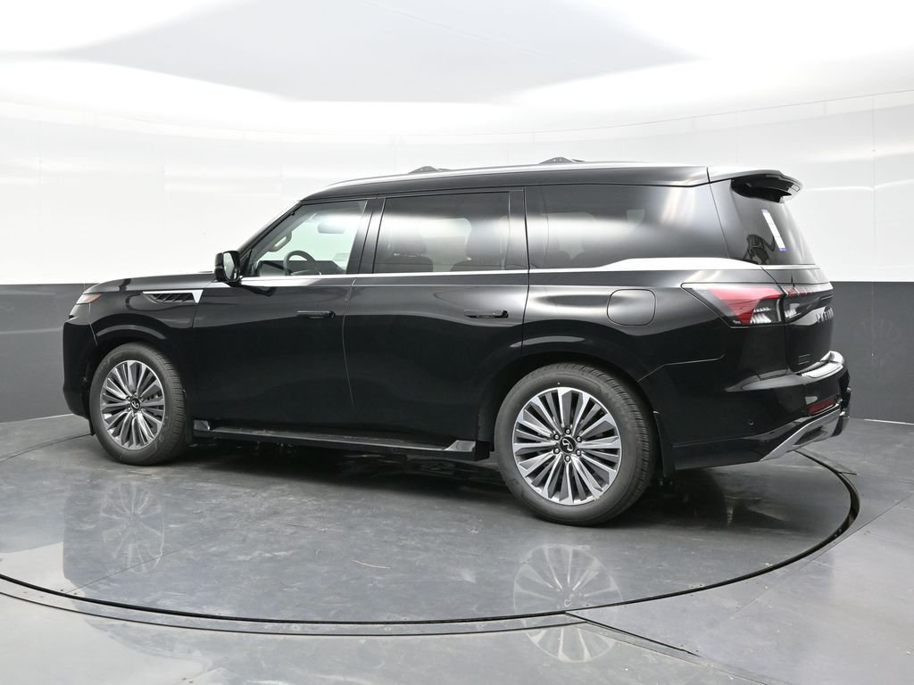 New 2026 Black INFINITI LUXE image 4