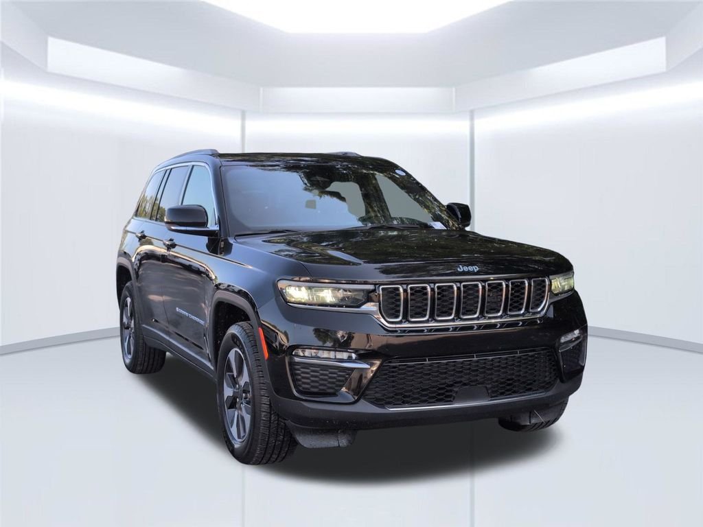 Used 2024 Black Jeep 4xe image 8