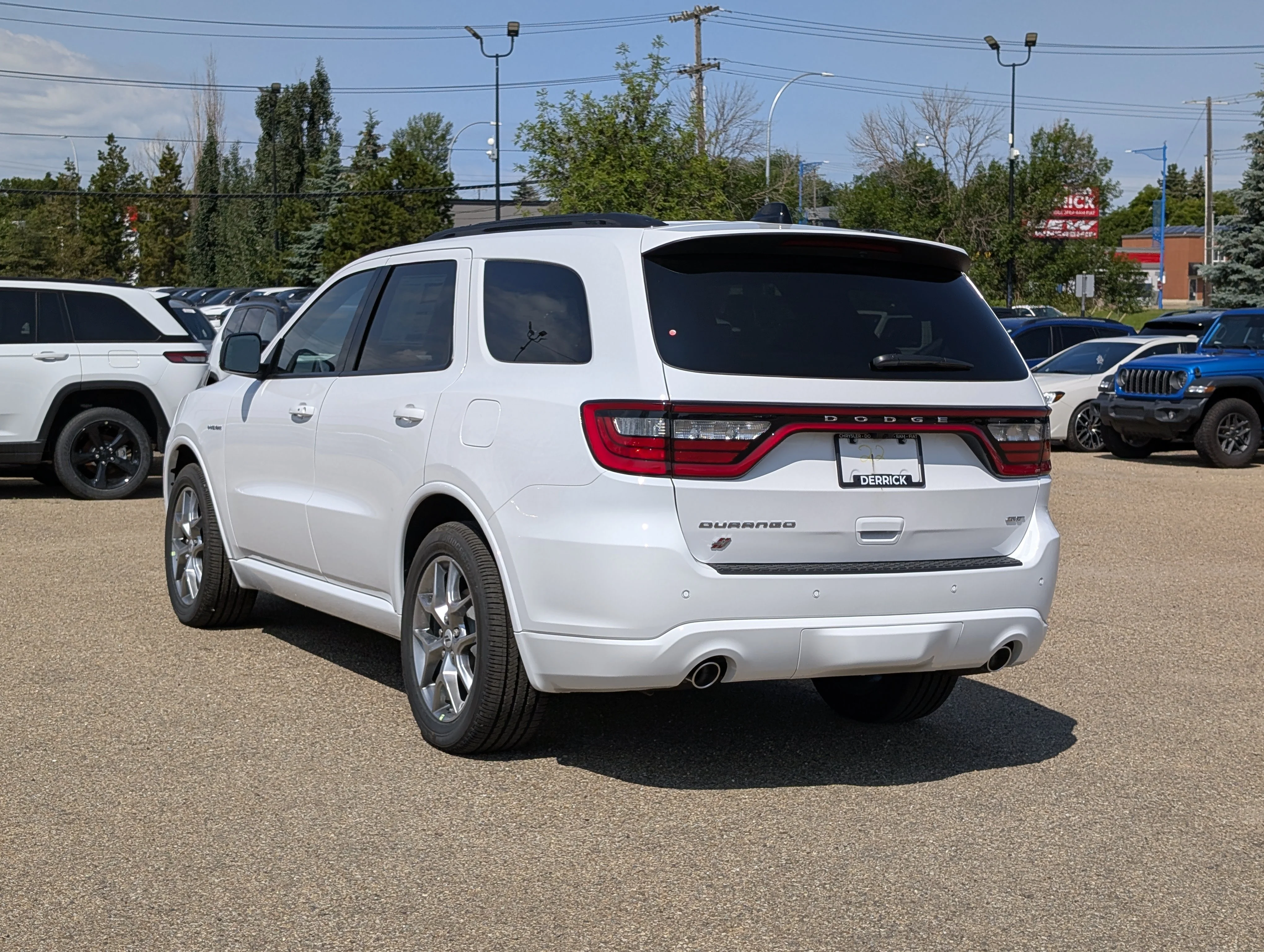 New 2026 White Knuckle Dodge GT HEMI V8 Plus image 4