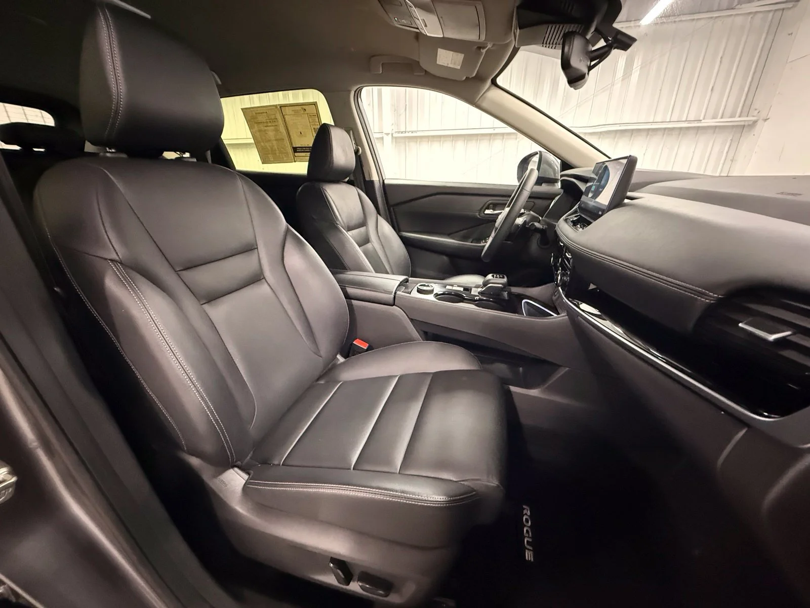 Used 2025 Gray Nissan SL image 26