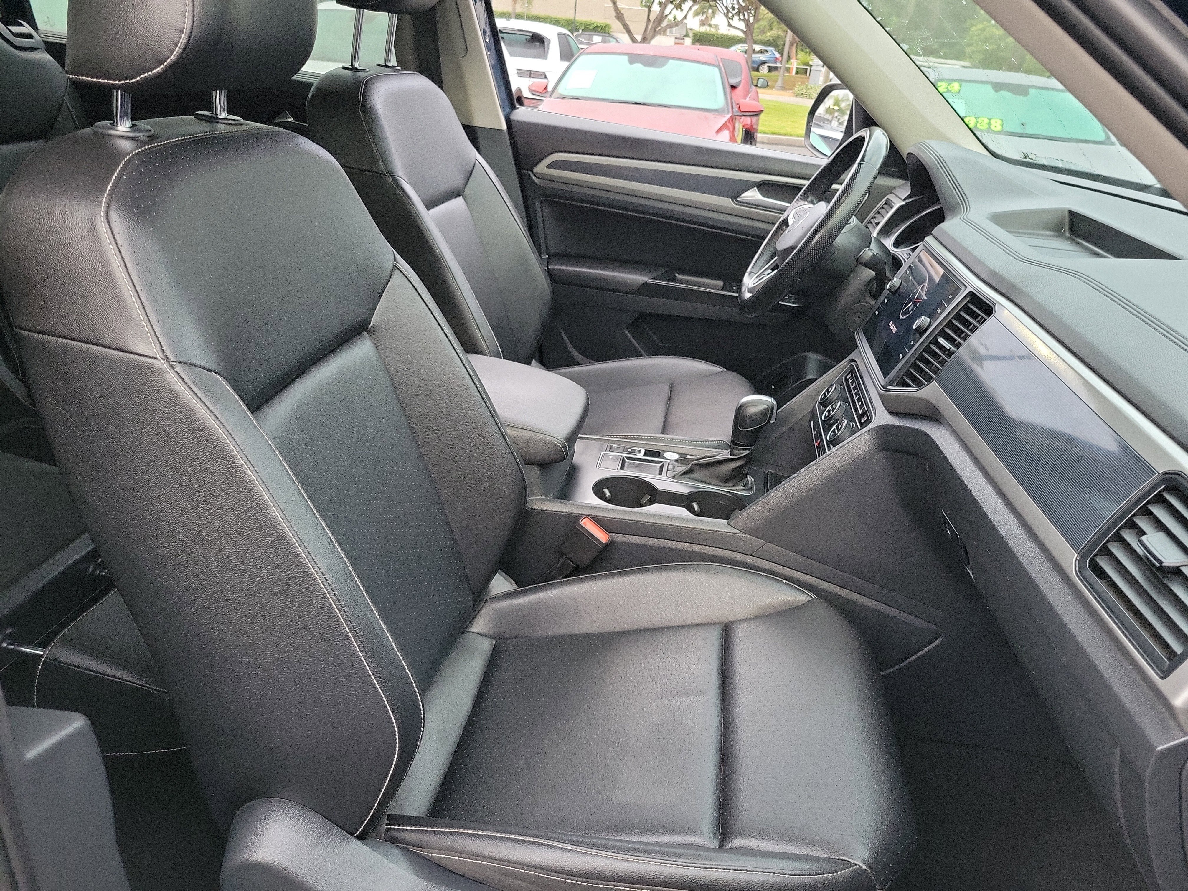 2021 Volkswagen Atlas SE w/Tech R-Line - Photo 22