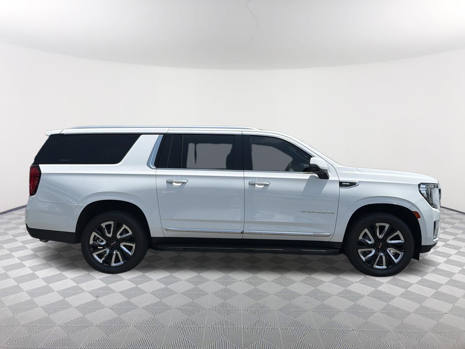 2021 GMC Yukon XL SLT - Photo 6