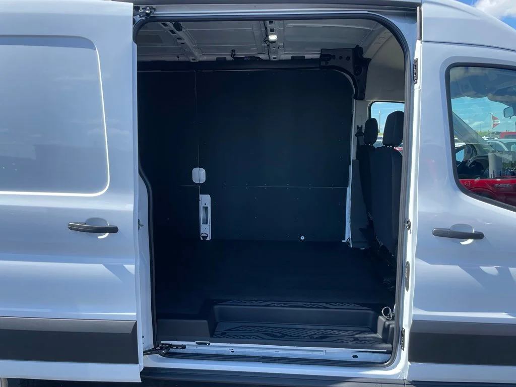 New 2026 Oxford White Ford Cargo Van image 50