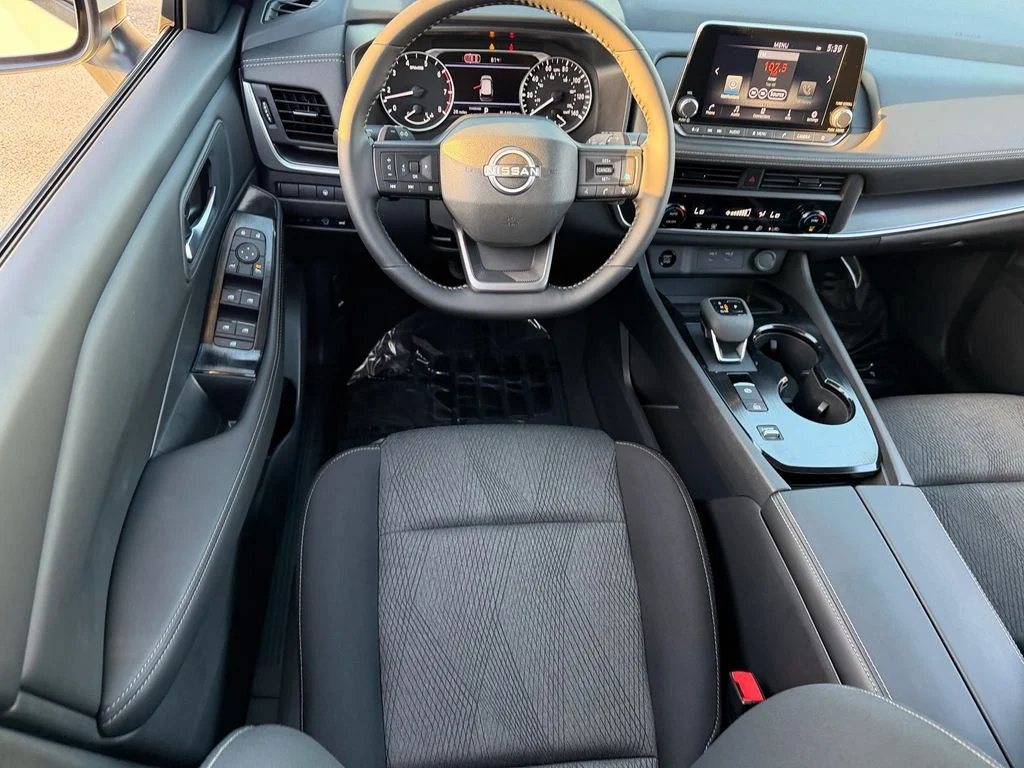 New 2026 White Nissan SV image 13