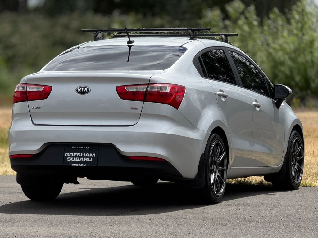 Used 2016 Bright Silver Metallic Kia LX image 6