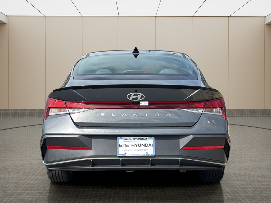 Certified Used 2025 Ecotronic Gray Hyundai SEL Sport image 4
