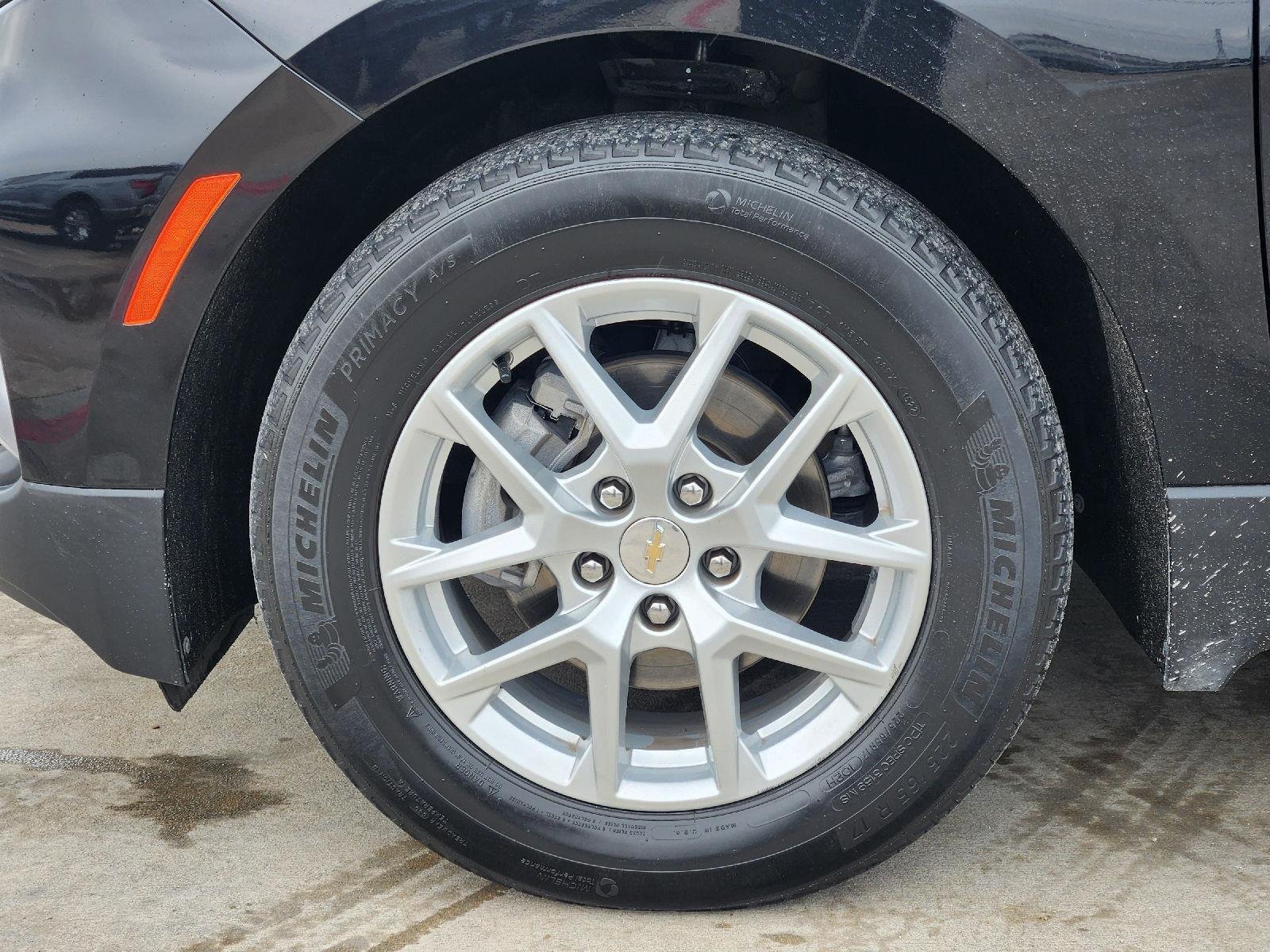 2022 Chevrolet Equinox photo 10 of 33