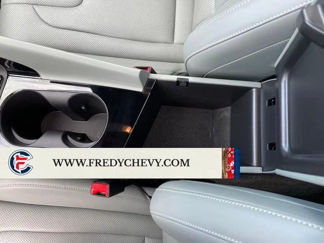 Used 2025 White Hyundai Limited image 26