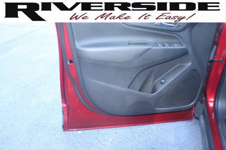 Used 2023 Radiant Red Tintcoat Chevrolet LT image 6