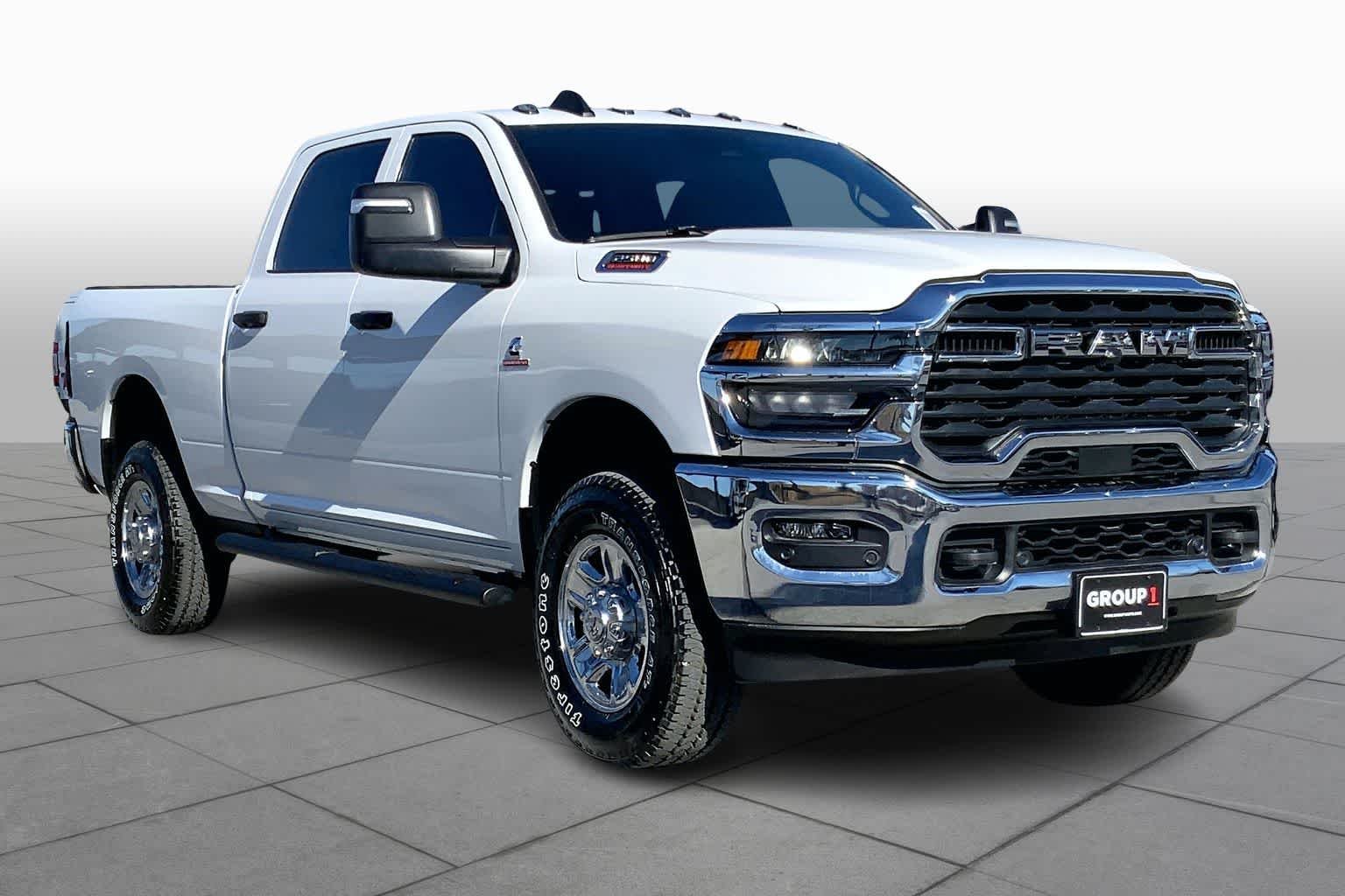 New 2026 Bright White Clear-Coat Exterior Paint RAM Tradesman image 2