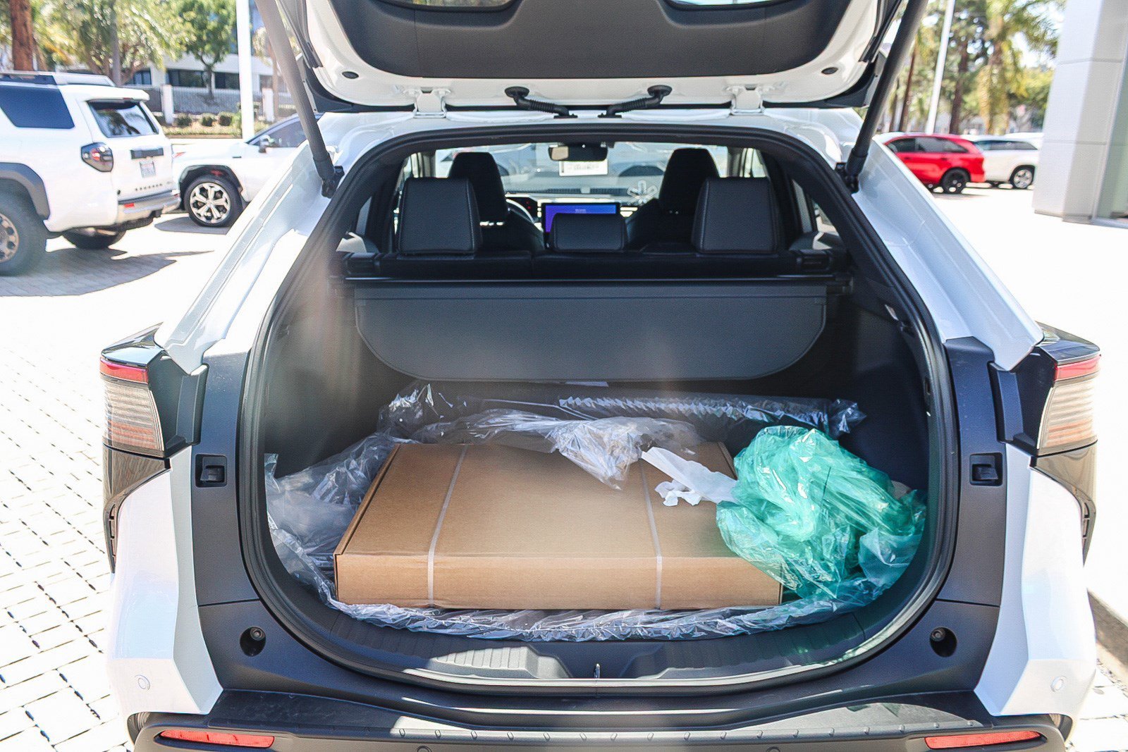 New 2026 Wind Chill Pearl <sup>1</sup> Toyota  XLE image 13