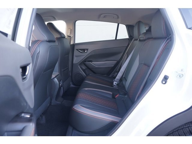 New 2026 CRYSTAL WHITE PEARL Subaru Limited image 7