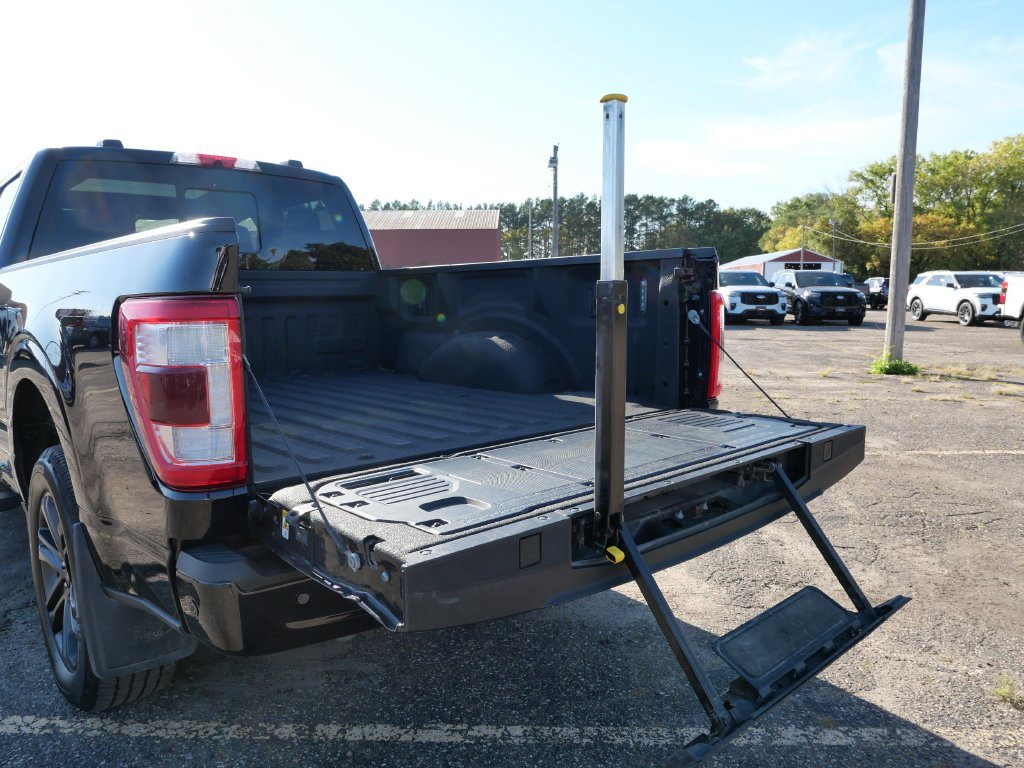 Certified Used 2021 Black Ford Lariat image 9