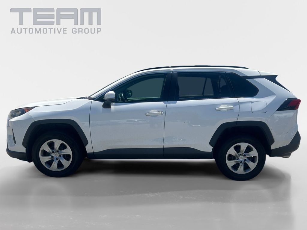 Used 2019 White Toyota LE image 4