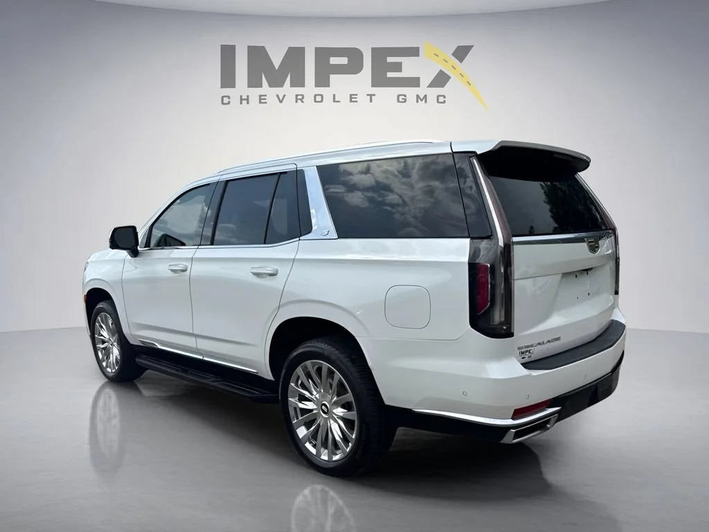 Used 2022 Crystal White Tricoat Cadillac Premium Luxury image 3
