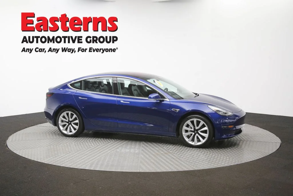 Used 2018 Blue Tesla Long Range image 42