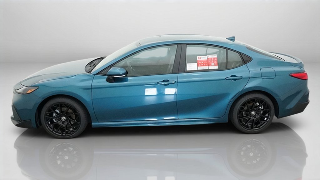 New 2026 Ocean Gem Toyota SE image 15