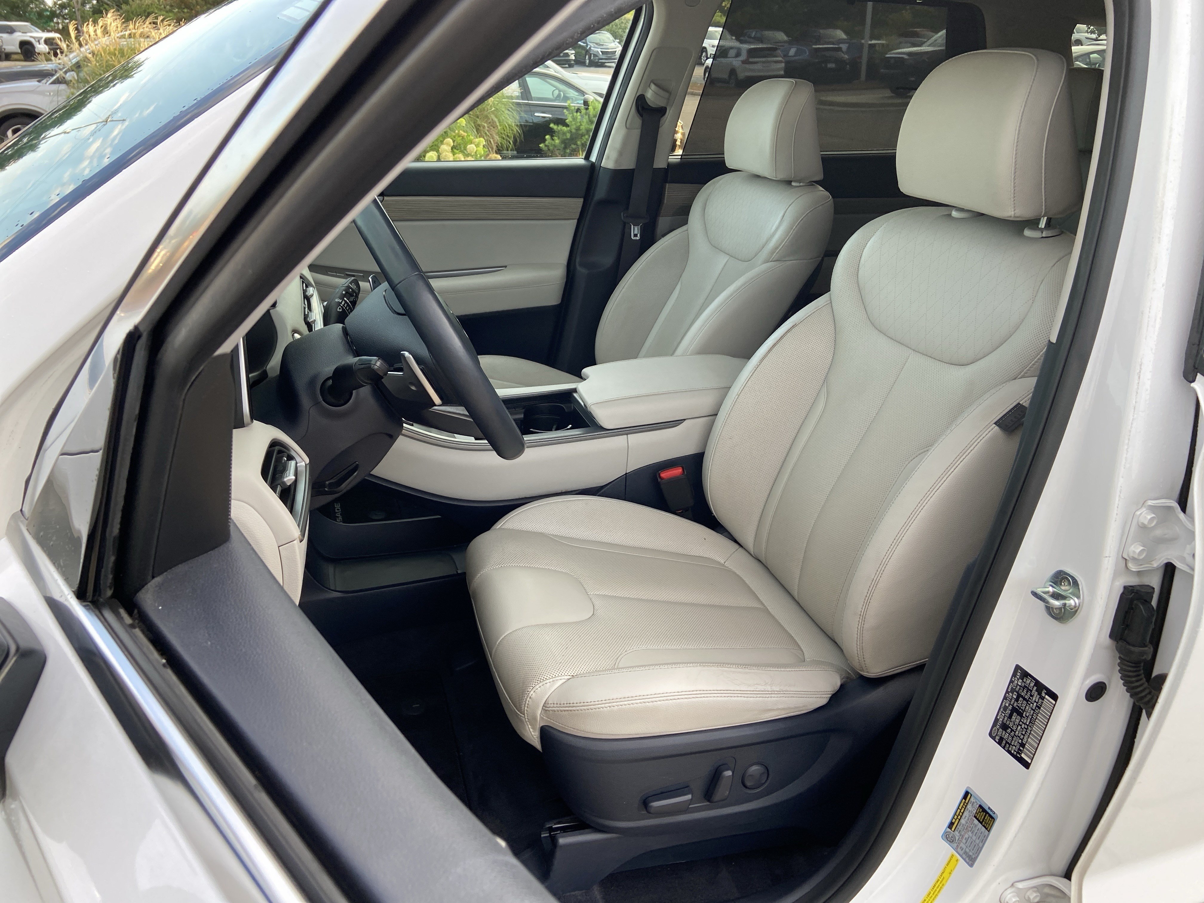 Used 2020 Hyper White Hyundai SEL image 18