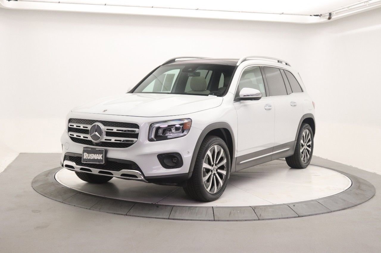 2022 Mercedes Benz GLB 250 photo 3