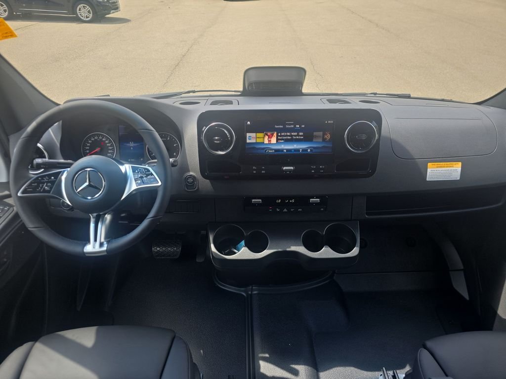 New 2026 Arctic White Mercedes-Benz Cargo 170 WB image 12