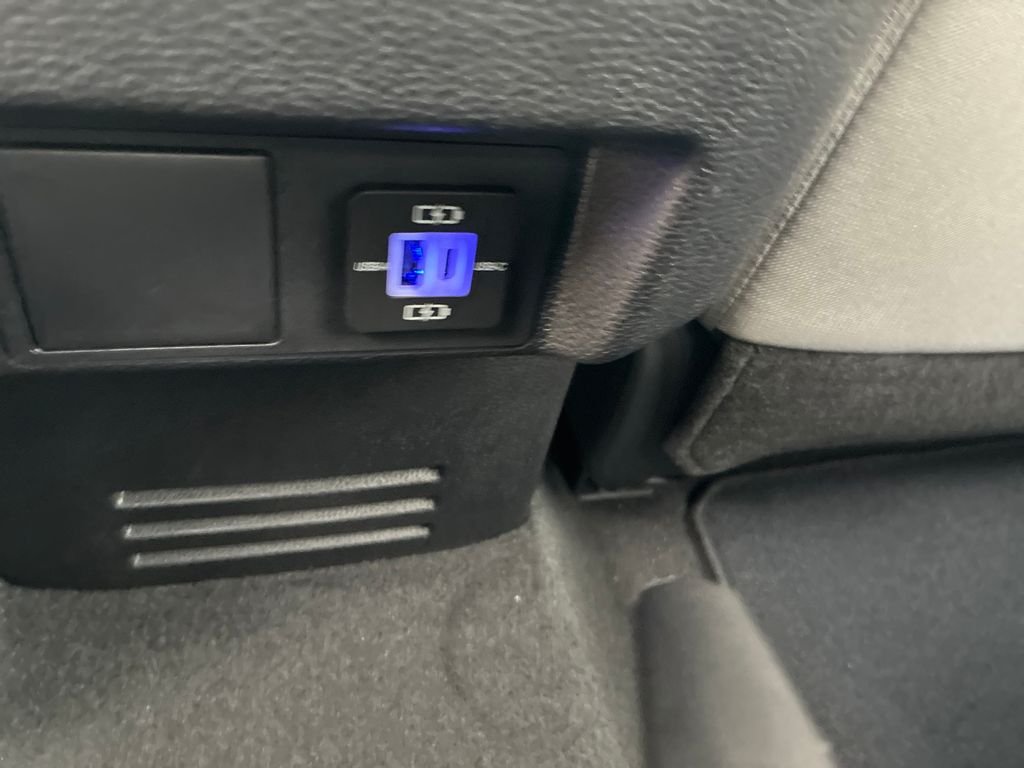 2026 Toyota Tacoma SR5 - Photo 27
