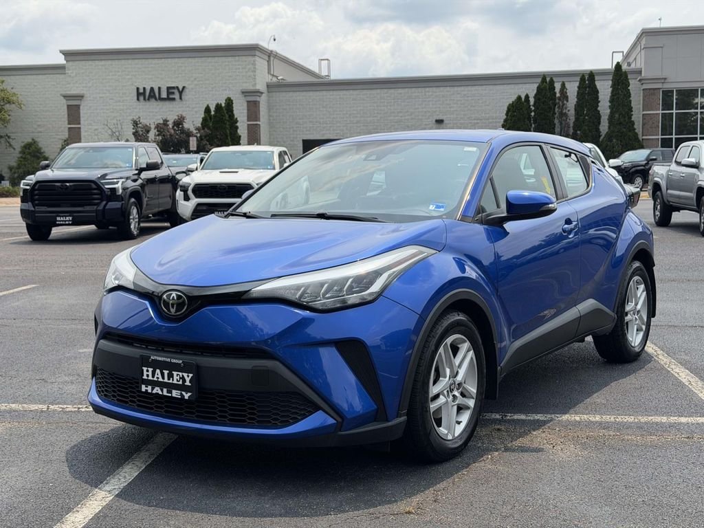 Used 2020 Blue Toyota LE image 22