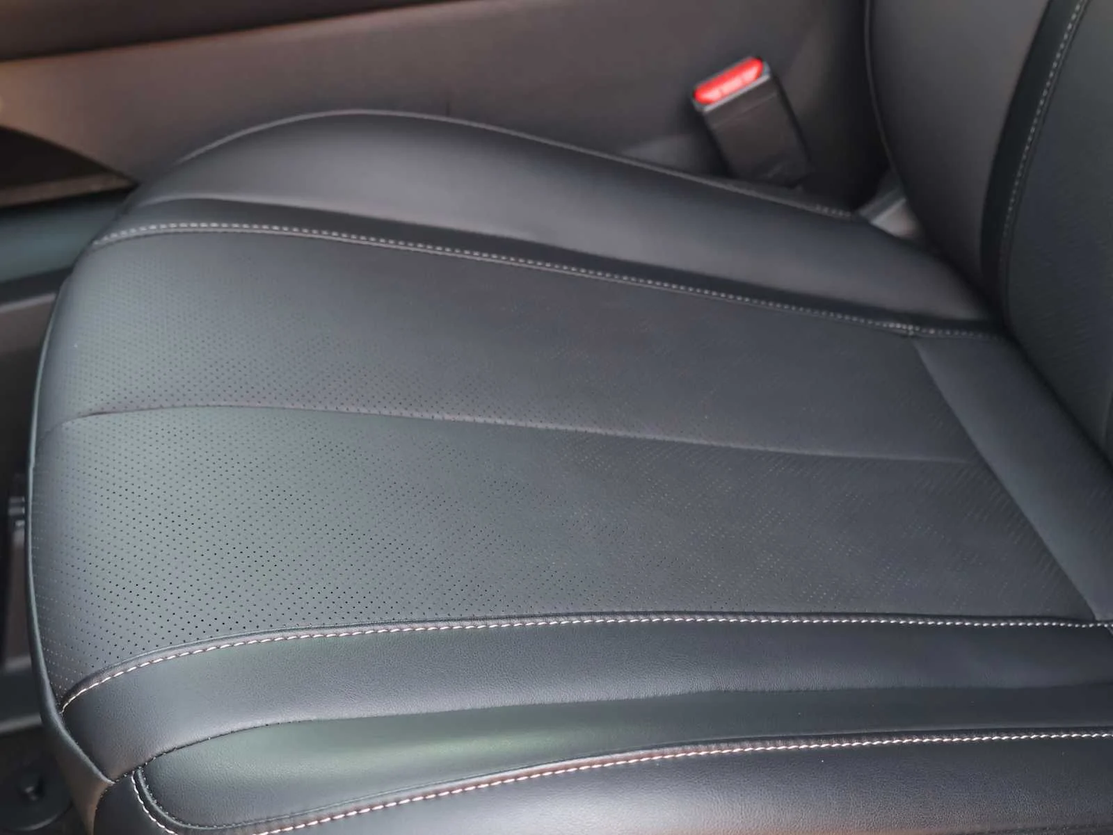 Certified Used 2027 Graphite Shadow/Black Obsidian INFINITI SPORT image 21