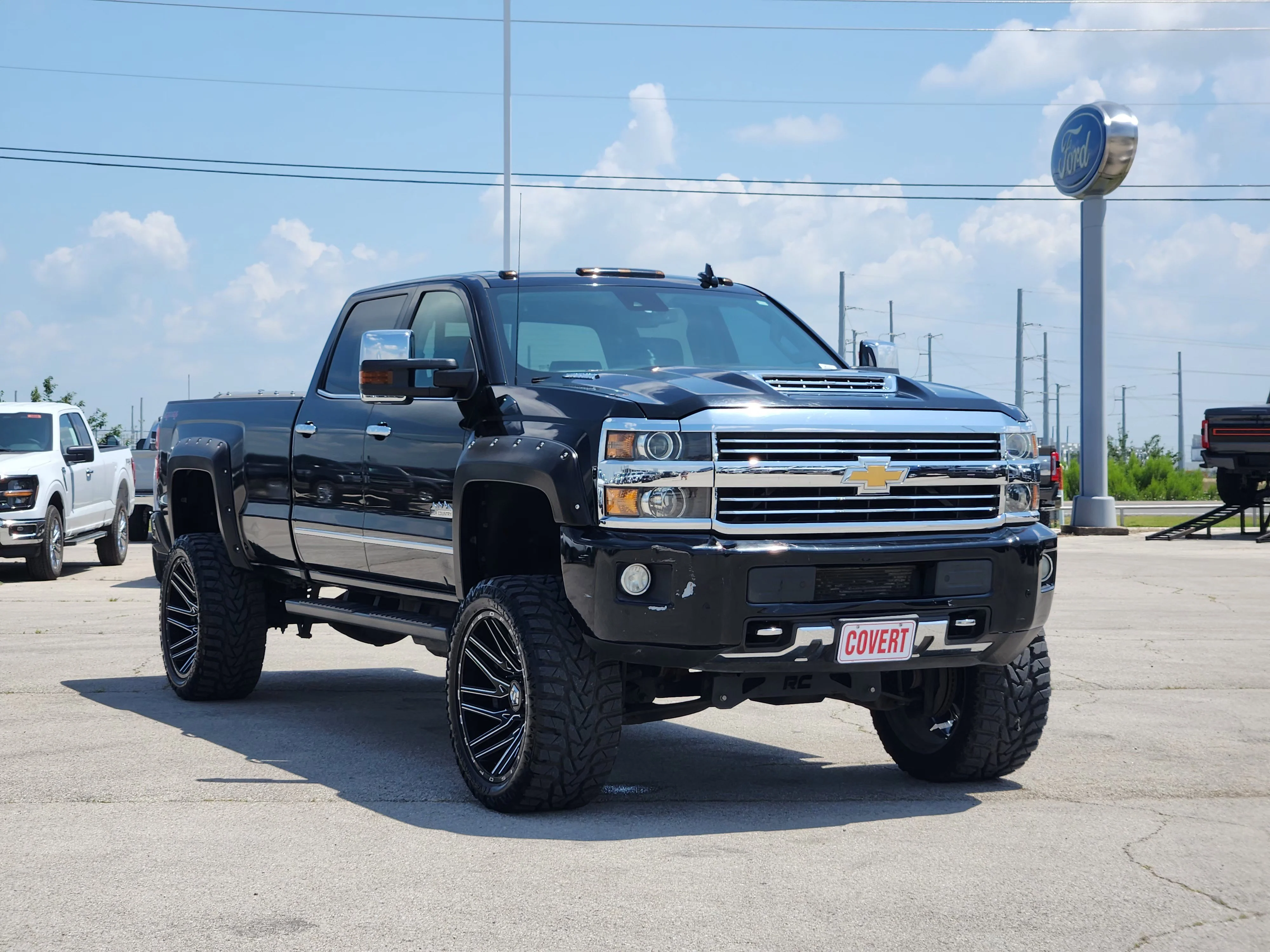 Used 2017 Black Chevrolet High Country image 3