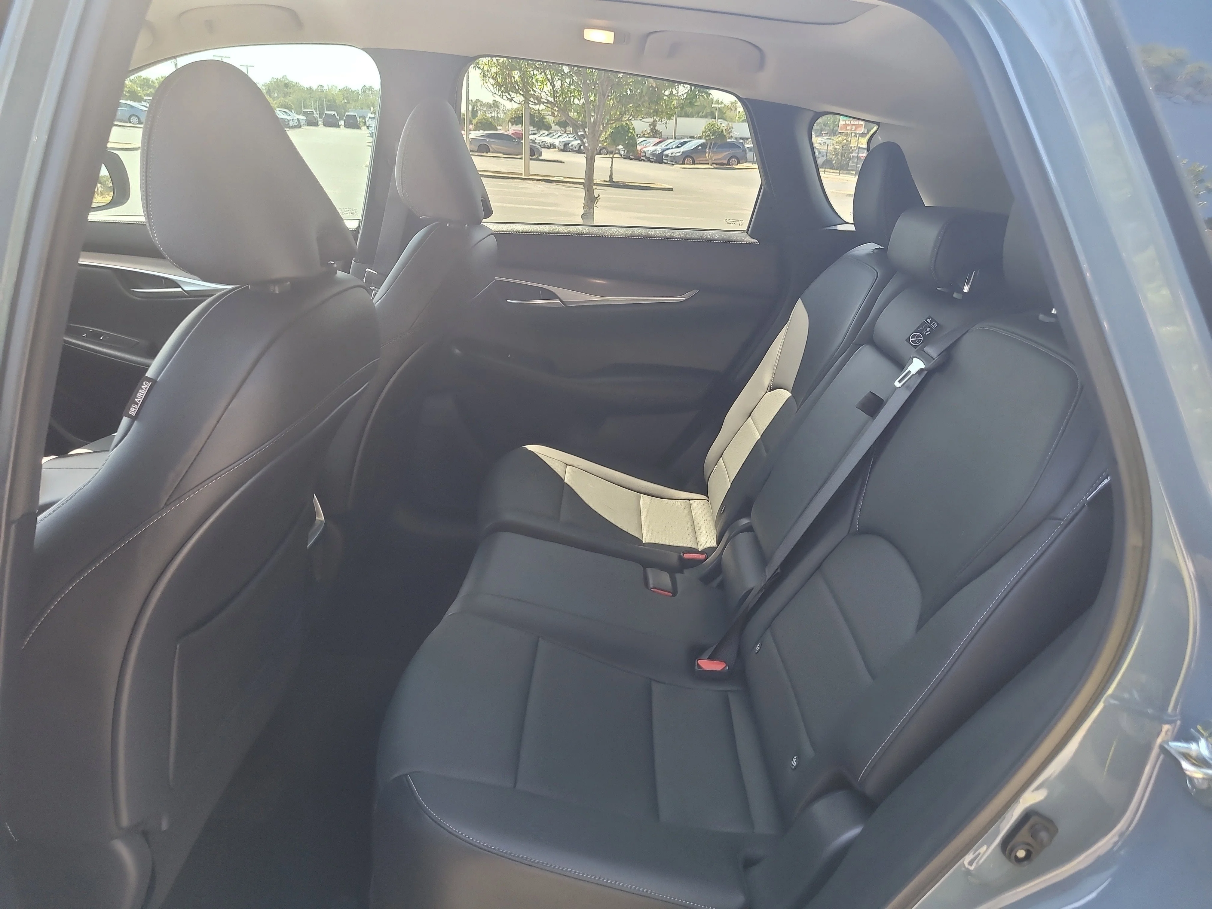 Used 2023 Slate Gray INFINITI LUXE image 14