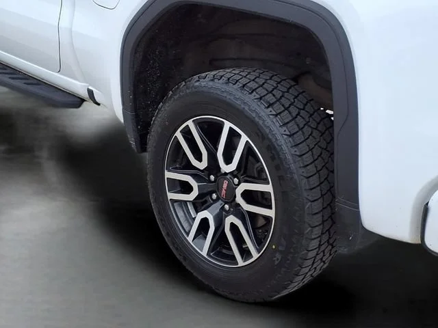 Used 2022 Summit White GMC AT4 image 25