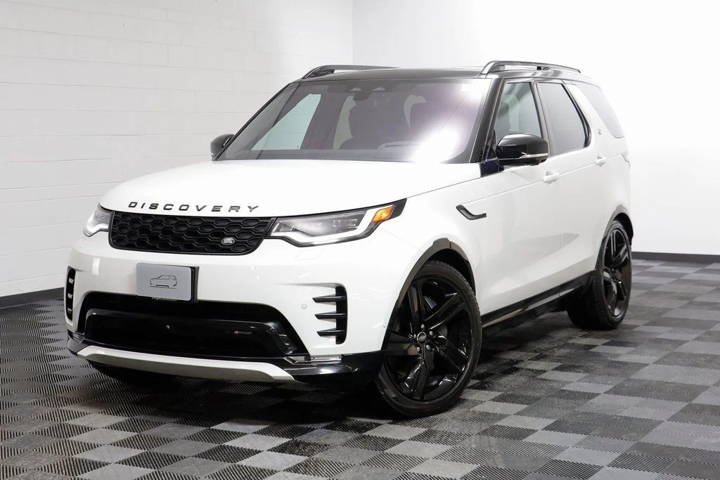 2023 Land Rover Discovery HSE R Dynamic's photo