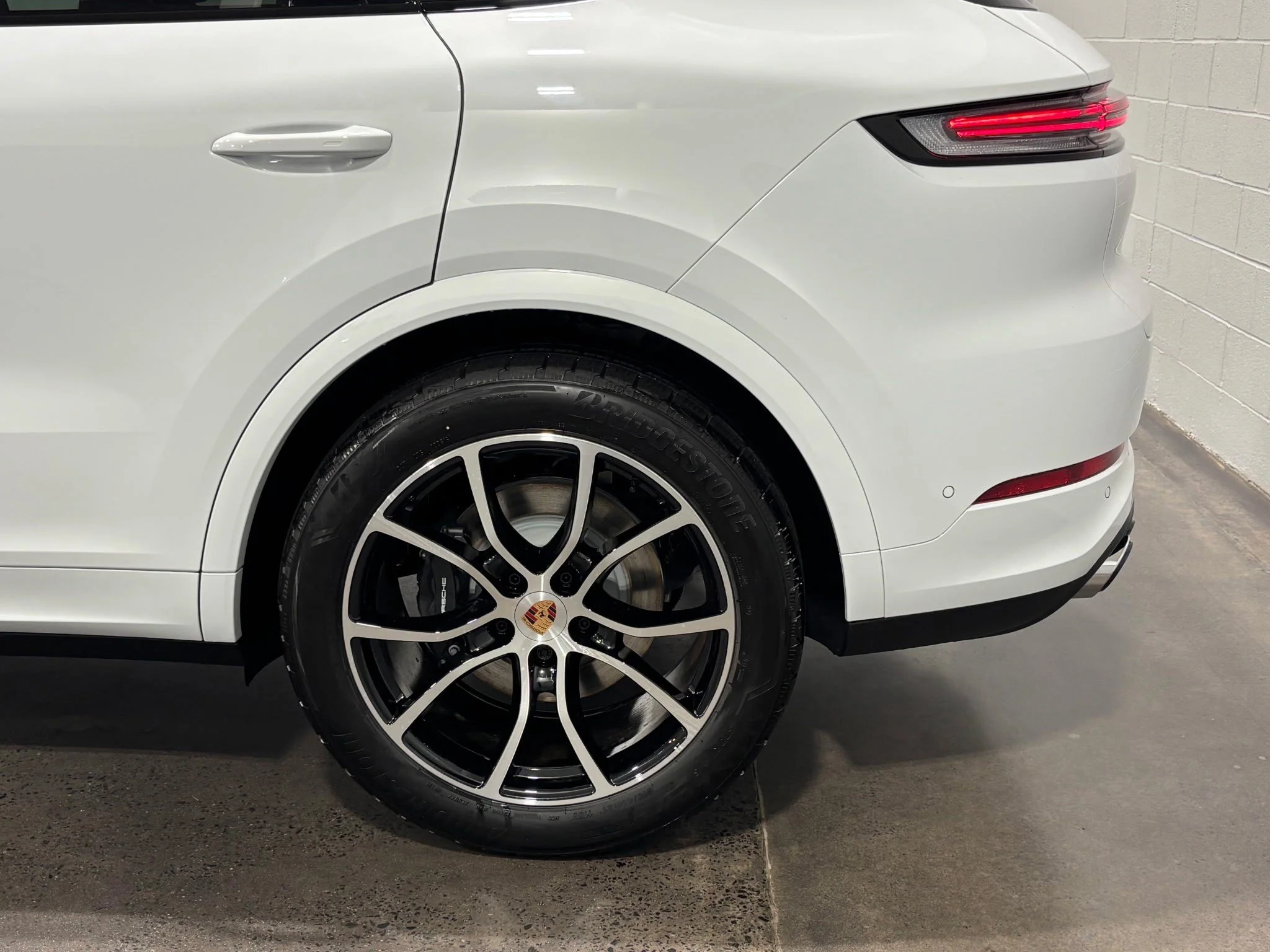New 2026 Carrara White Metallic Porsche  image 35