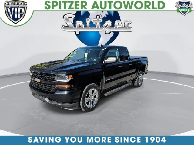 Used 2018 Black Chevrolet Custom image 7