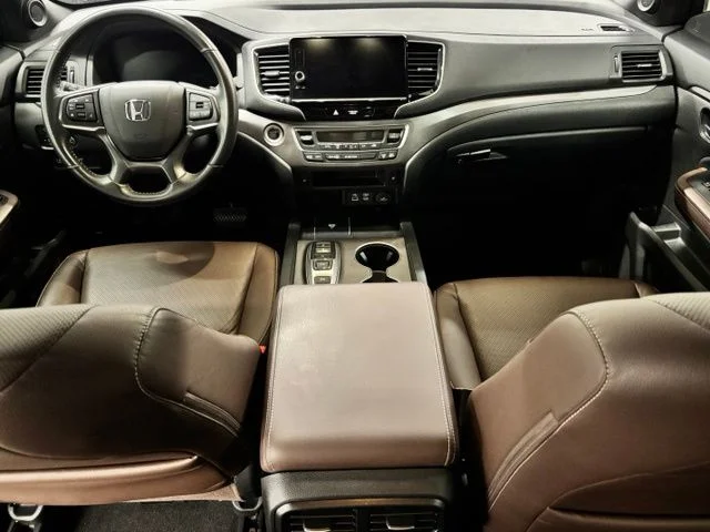 Used 2025 Brown Honda RTL image 12