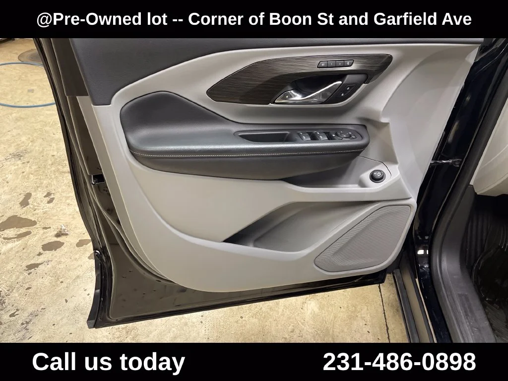 Used 2024 Black GMC SLT image 15