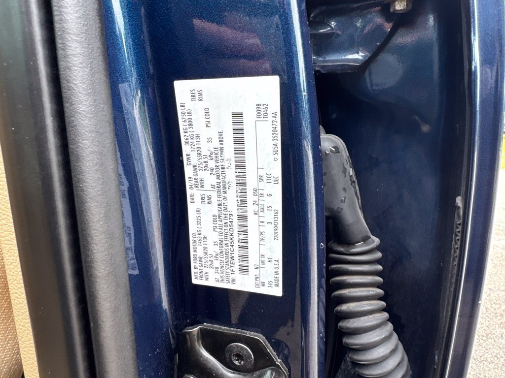 Used 2019 Blue Ford Lariat image 14