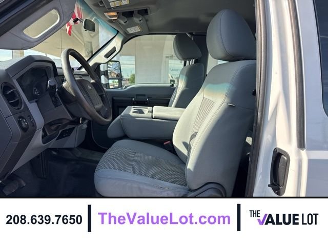Used 2015 White Ford XL image 17